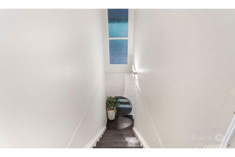 Property photo of 76 College Road Karana Downs QLD 4306