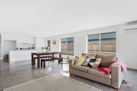 Property photo of 4 Constantine Way Hastings VIC 3915