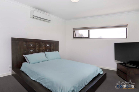 Property photo of 3/25 Boathouse Drive Caroline Springs VIC 3023