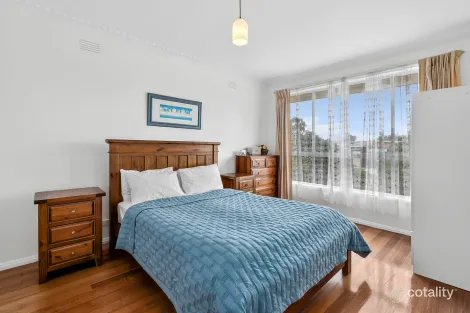 Property photo of 35 Libau Avenue Bell Park VIC 3215