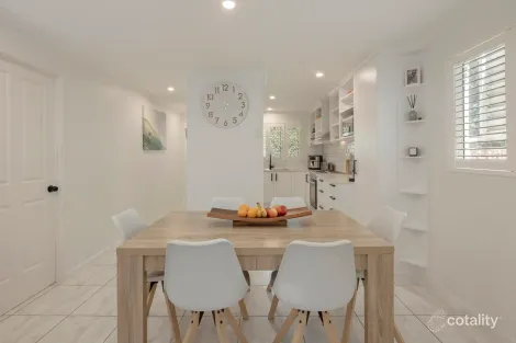 Property photo of 1/96 Ben Lexcen Drive Sunshine Beach QLD 4567