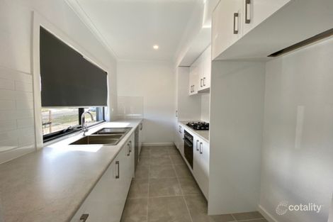 16 Sheba Ct, Hallam, VIC 3803