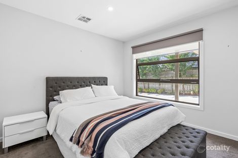 Property photo of 3 Lancaster Road Mooroolbark VIC 3138