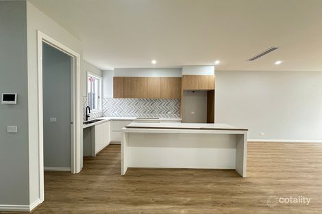 Property photo of 8 Countess Circuit Wollert VIC 3750