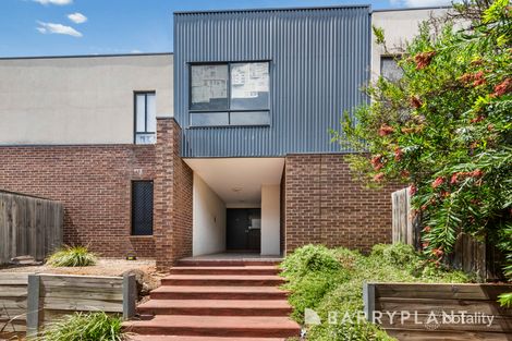 Property photo of 29/9 Petrea Place Harkness VIC 3337