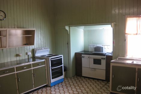 Property photo of 127 Folkestone Street Stanthorpe QLD 4380
