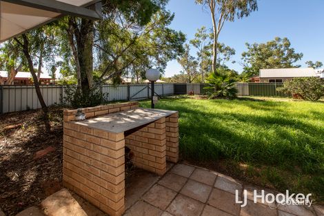 1 Hillside Gdns, Desert Springs, NT 0870