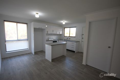 Property photo of 3 Muller Place Singleton Heights NSW 2330