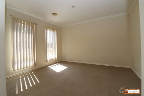 Property photo of 13 Gascoyne Way Truganina VIC 3029