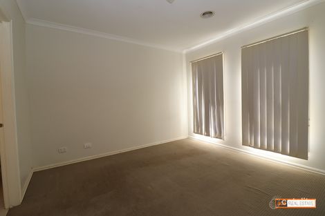 Property photo of 13 Gascoyne Way Truganina VIC 3029