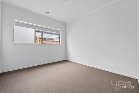 Property photo of 25 Hazelmere Avenue Eynesbury VIC 3338