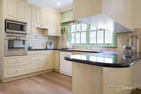 Property photo of 141 Mountain View Road Balwyn North VIC 3104