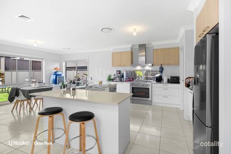 Property photo of 8 Matich Place Oran Park NSW 2570