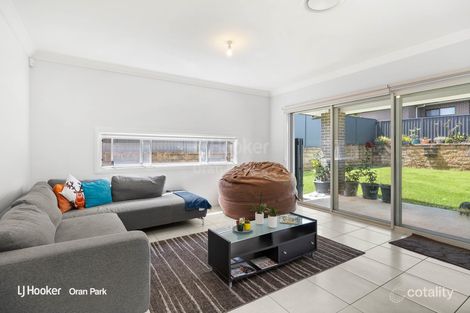 Property photo of 8 Matich Place Oran Park NSW 2570
