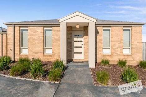 Property photo of 6/101 Ebony Drive Pakenham VIC 3810
