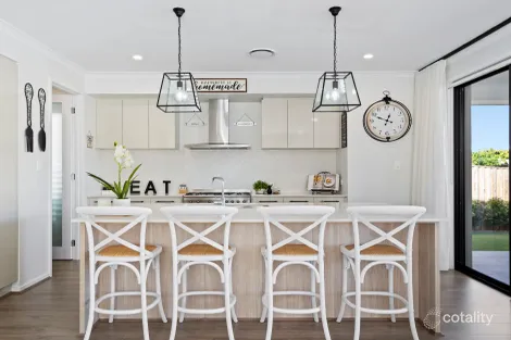 Property photo of 4 Mornington Court Pimpama QLD 4209