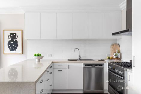 Property photo of 7 Tutty Place Greensborough VIC 3088