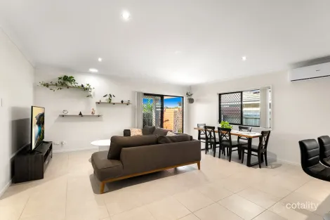 Property photo of 27 Crest Street Narangba QLD 4504