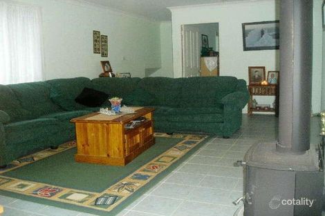 Property photo of 8 Axinite Place Eagle Vale NSW 2558