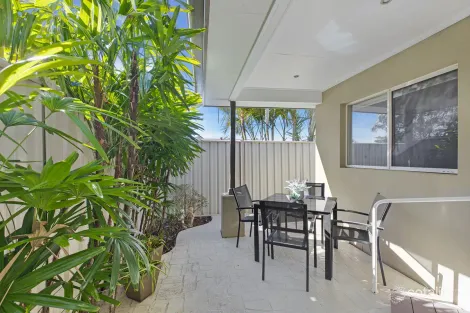 Property photo of 3/4-6 Norton Avenue Killarney Vale NSW 2261