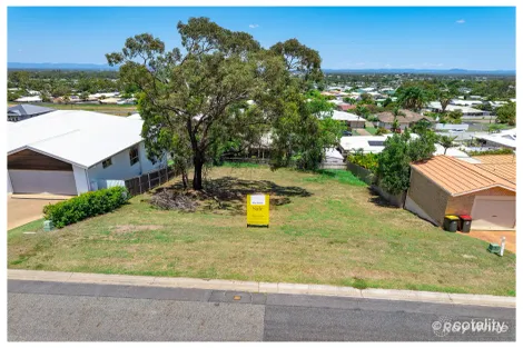 43 Rosewood Dr, Norman Gardens, QLD 4701