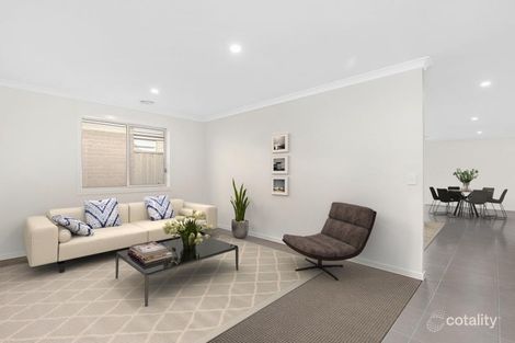 Property photo of 3 Kernot Parade Clyde VIC 3978