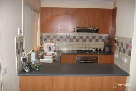 Property photo of 2/30 Powell Drive Hoppers Crossing VIC 3029