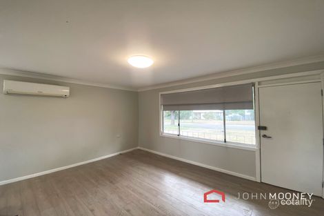 Property photo of 25 Spooner Avenue Mount Austin NSW 2650