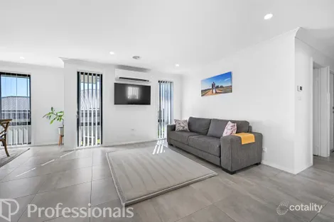 Property photo of 82 Botanic Way Orange NSW 2800