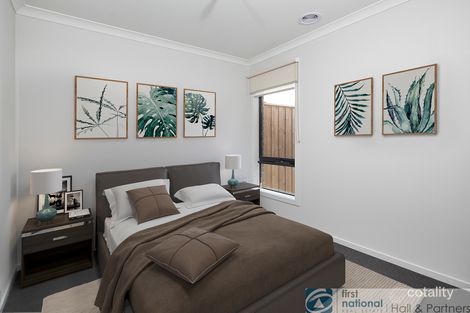 Property photo of 9 Dalziell Crescent Cranbourne North VIC 3977