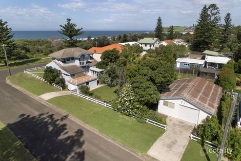 Property photo of 62 Pacific Avenue Werri Beach NSW 2534