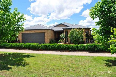 9 Stewart St, Mansfield, VIC 3722