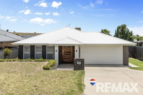 Property photo of 6 Hilton Place Junee NSW 2663