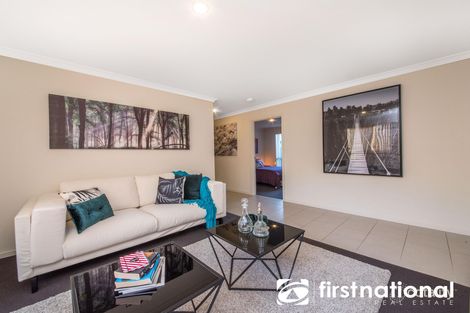 Property photo of 5 Alapont Close Pakenham VIC 3810