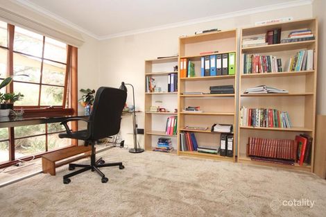 Property photo of 37 Mundara Drive Ringwood VIC 3134