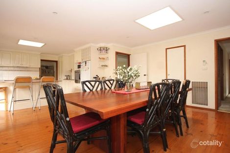 Property photo of 37 Mundara Drive Ringwood VIC 3134