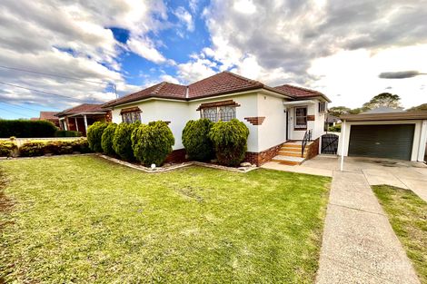 44 Warren Pde, Punchbowl, NSW 2196