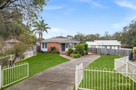 10 KARINGAL PL, BRADBURY, NSW 2560
