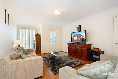 Property photo of 2/11 Hatchinson Crescent Jamisontown NSW 2750