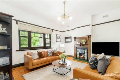 Property photo of 17 Middle Road Camberwell VIC 3124
