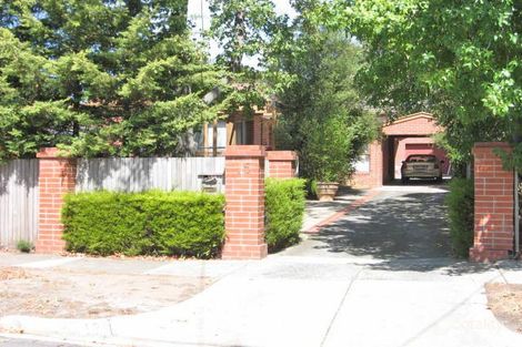 Property photo of 15 Minogue Street Kew East VIC 3102