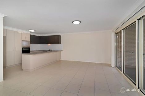 Property photo of 2/5 Taragon Street Glenvale QLD 4350
