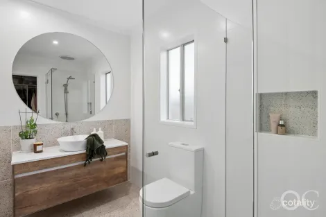 Property photo of 8 Ingleton Drive Hallett Cove SA 5158