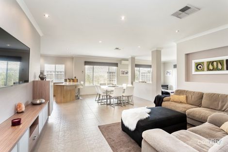 Property photo of 6 Brigalow Bend Ellenbrook WA 6069