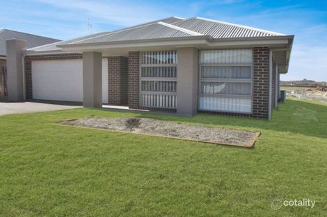 Property photo of 3 Bowerbird Close Aberglasslyn NSW 2320