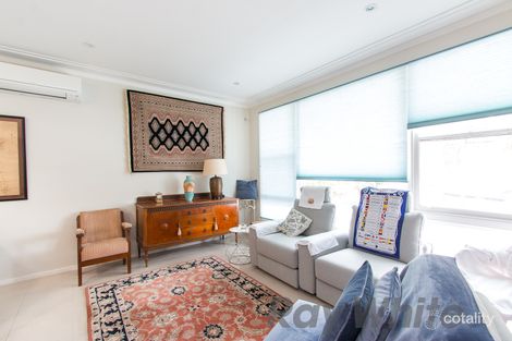 Property photo of 33 Kimbarra Close Kotara NSW 2289