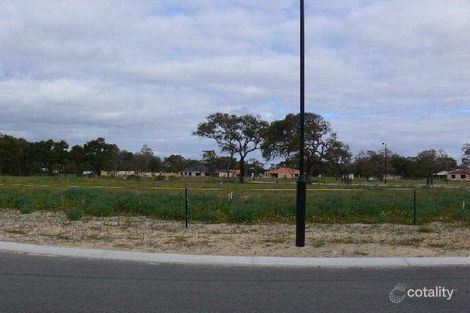 4 Bobtail Bend, Wannanup, WA 6210