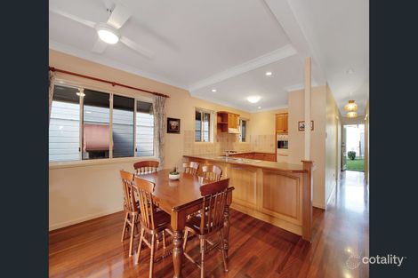 Property photo of 37 Pine Street Wynnum QLD 4178