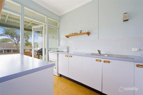 Property photo of 9/17 Grafton Crescent Dee Why NSW 2099