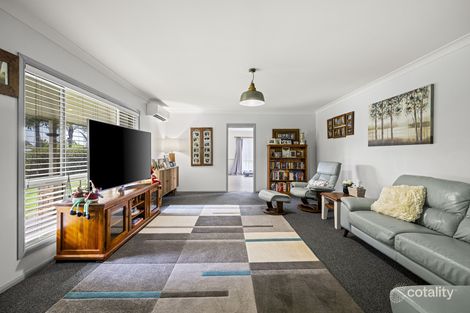 Property photo of 14 Lindan Court Cabarlah QLD 4352